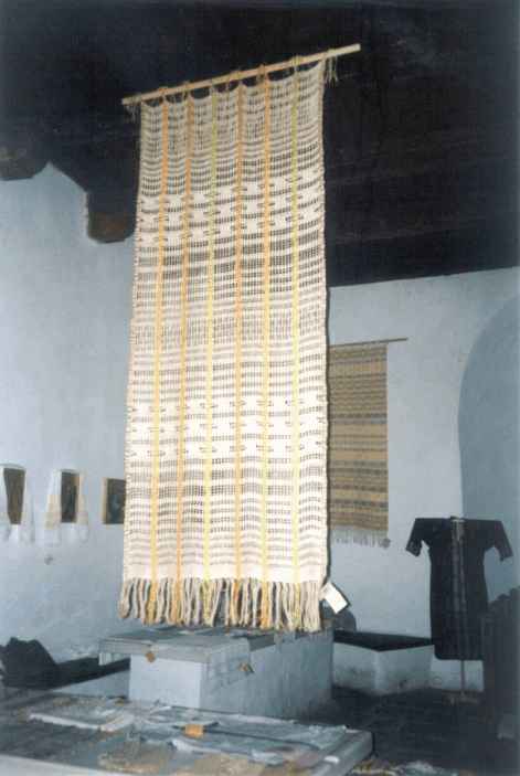 Enterijerski tekstil u manastirskom konaku